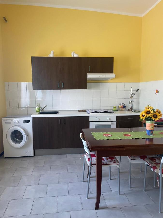 Alloggio Flaminia Con Parcheggio Di Proprieta! Bevagna Bagian luar foto